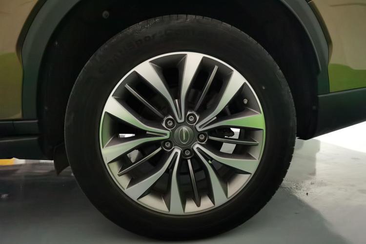 Used GAC Trumpchi GS8 2017 320T Two-Wheel Drive Luxury Smart Connectivity Version (7 Seats) Left Rear Wheel Hub