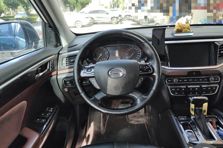 Used GAC Trumpchi GS8 2017 320T Two-Wheel Drive Luxury Edition (7 Seats) Steering Wheel