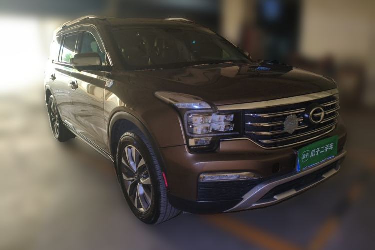 Used GAC Trumpchi GS8 2017 320T Two-Wheel Drive Luxury Smart Connectivity Version (7 Seats) Front Right 45 Deg