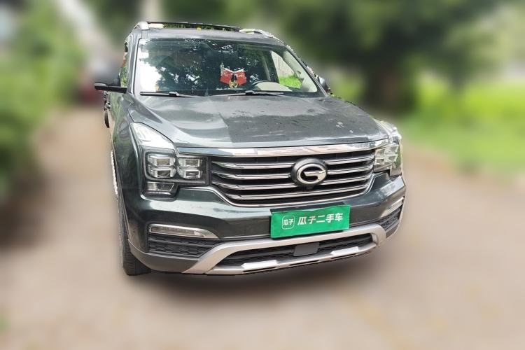 Used GAC Trumpchi GS8 2017 320T Two-Wheel Drive Luxury Smart Connectivity Version (7 Seats) Front Right 45 Deg