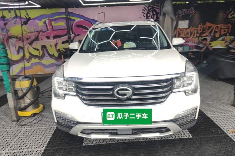 Used GAC Trumpchi GS8 2017 320T Two-Wheel Drive Luxury Smart Connectivity Version (7 Seats) Front