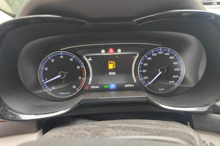 Used GAC Trumpchi GS8 2017 320T Two-Wheel Drive Luxury Smart Connectivity Version (7 Seats) Instrument Cluster