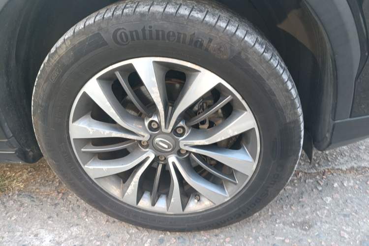 Used GAC Trumpchi GS8 2017 320T Two-Wheel Drive Luxury Smart Connectivity Version (7 Seats) Right Front Wheel Hub