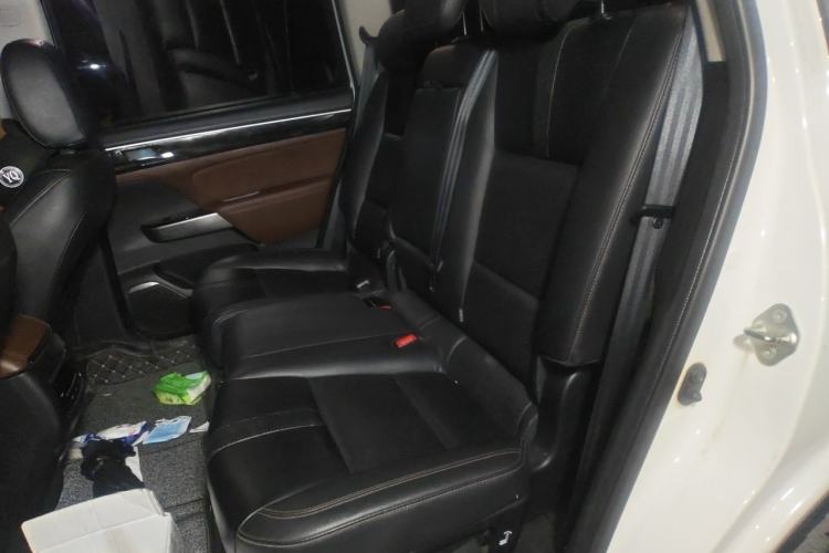 Used GAC Trumpchi GS8 2017 320T Two-Wheel Drive Luxury Smart Connectivity Version (7 Seats) Left Rear Seat