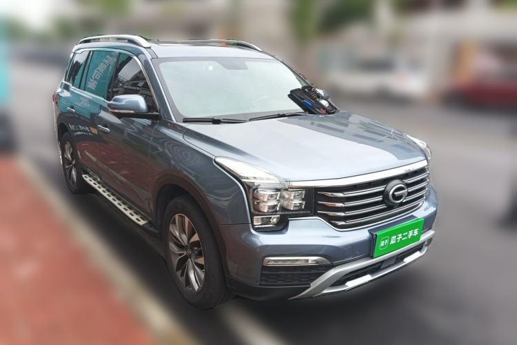 Used GAC Trumpchi GS8 2017 320T Two-Wheel Drive Luxury Smart Connectivity Version (7 Seats) Front Right 45 Deg