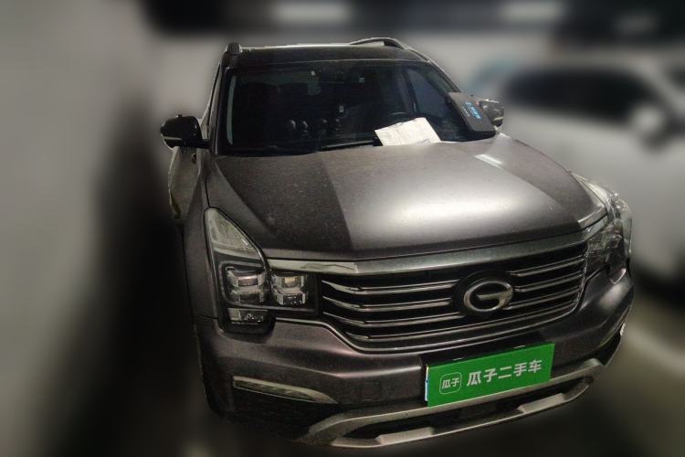Used GAC Trumpchi GS8 2017 320T Two-Wheel Drive Luxury Smart Connectivity Version (7 Seats) Front Right 45 Deg