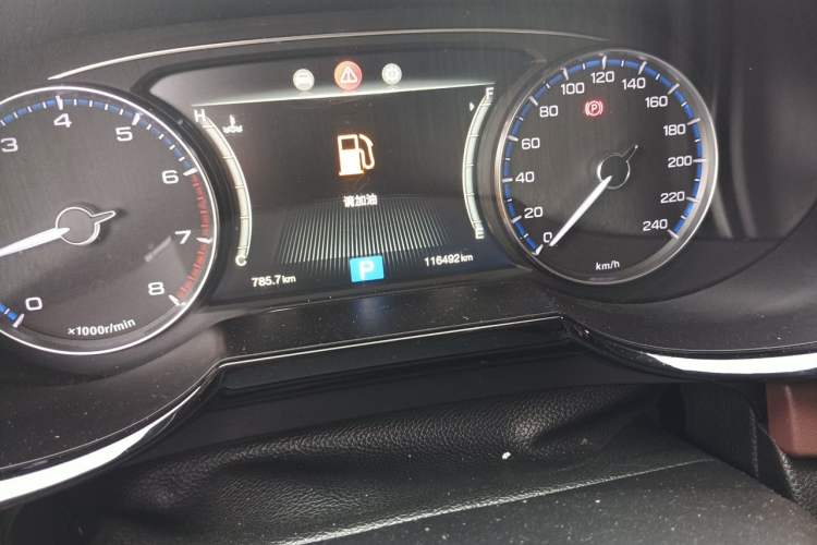 Used GAC Trumpchi GS8 2017 320T Two-Wheel Drive Luxury Smart Connectivity Version (7 Seats) Odometer Close Up