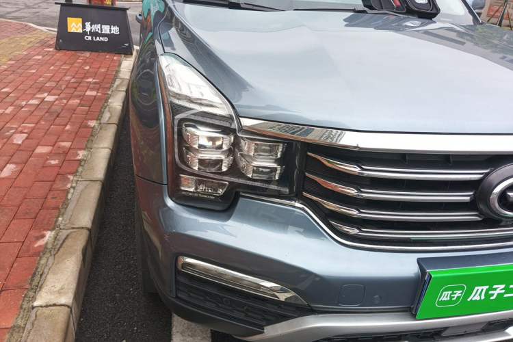Used GAC Trumpchi GS8 2017 320T Two-Wheel Drive Luxury Smart Connectivity Version (7 Seats) Right Front Headlight