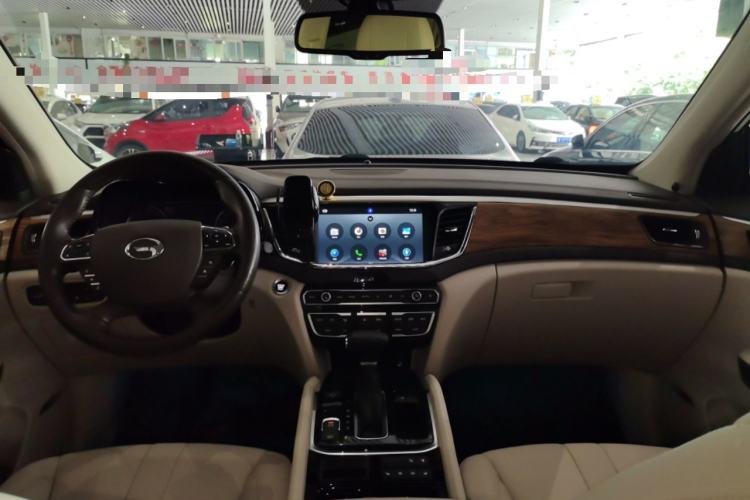 Used GAC Trumpchi GS8 2017 320T Two-Wheel Drive Luxury Smart Connectivity Version (7 Seats)