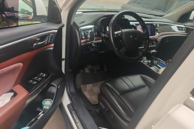 Used GAC Trumpchi GS8 2017 320T Two-Wheel Drive Luxury Smart Connectivity Version (7 Seats) Driver Seat