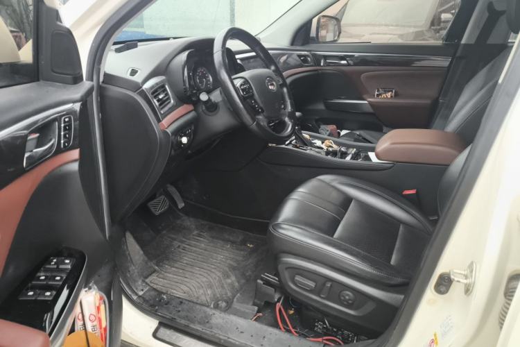 Used GAC Trumpchi GS8 2017 320T Two-Wheel Drive Luxury Smart Connectivity Version (7 Seats) Driver Seat