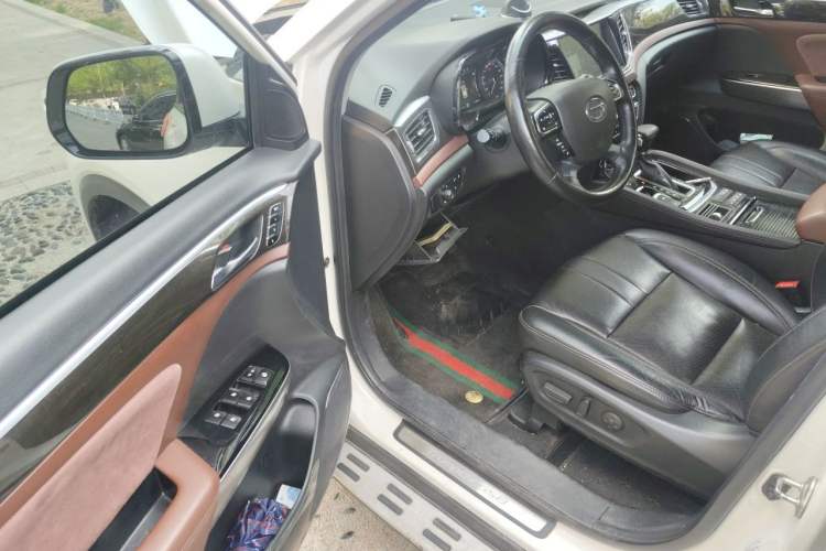 Used GAC Trumpchi GS8 2017 320T Two-Wheel Drive Luxury Smart Connectivity Version (7 Seats) Driver Seat