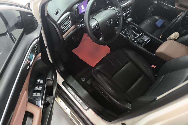 Used GAC Trumpchi GS8 2017 320T Two-Wheel Drive Luxury Smart Connectivity Version (7 Seats) Driver Seat