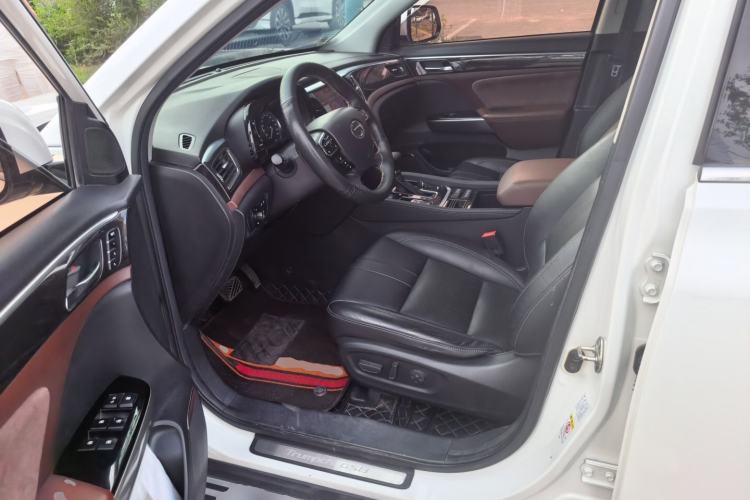 Used GAC Trumpchi GS8 2017 320T Two-Wheel Drive Luxury Smart Connectivity Version (7 Seats) Driver Seat