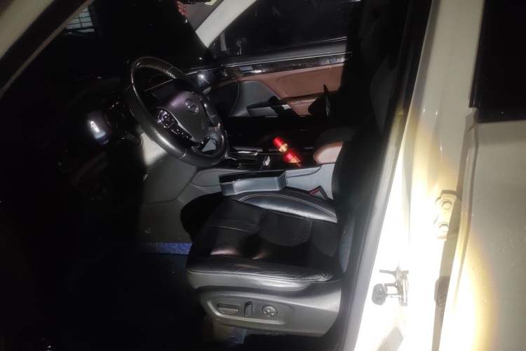 Used GAC Trumpchi GS8 2017 320T Two-Wheel Drive Prestige Version (7 Seats) Driver Seat