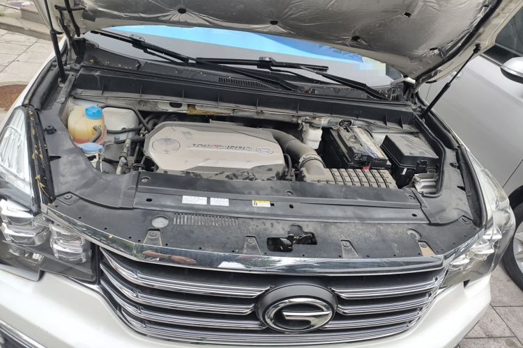 Used GAC Trumpchi GS8 2017 320T Two-Wheel Drive Prestige Version (7 Seats) Engine Bay