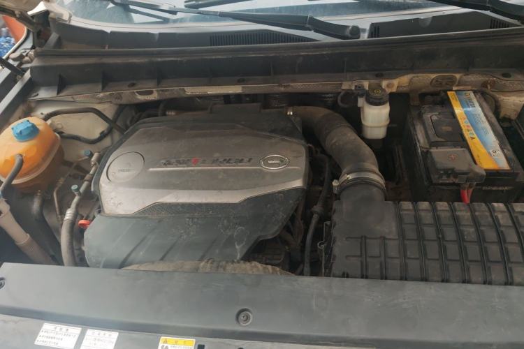 Used GAC Trumpchi GS8 2017 320T Two-Wheel Drive Luxury Smart Connectivity Version (7 Seats) Engine Bay