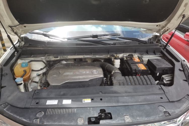 Used GAC Trumpchi GS8 2017 320T Two-Wheel Drive Luxury Smart Connectivity Version (7 Seats) Engine Bay