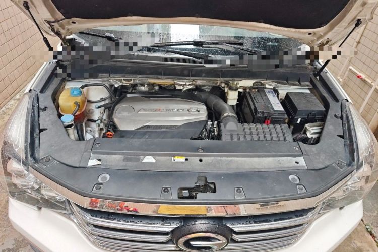 Used GAC Trumpchi GS8 2017 320T Two-Wheel Drive Luxury Smart Connectivity Version (7 Seats) Engine Bay