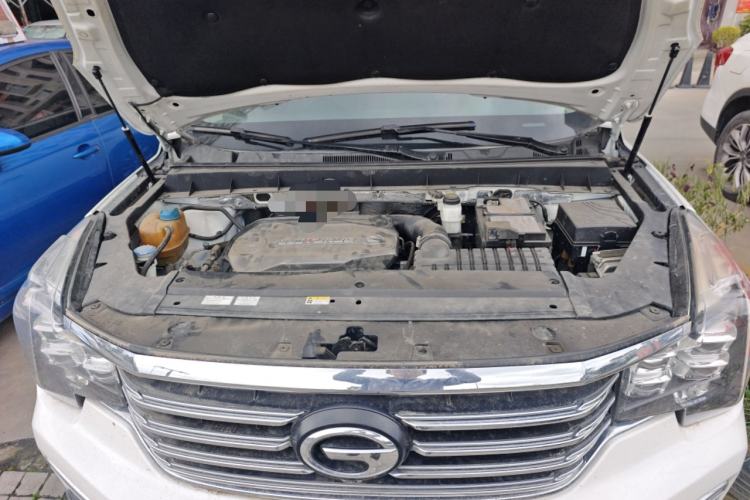 Used GAC Trumpchi GS8 2017 320T Two-Wheel Drive Luxury Smart Connectivity Version (7 Seats) Engine Bay
