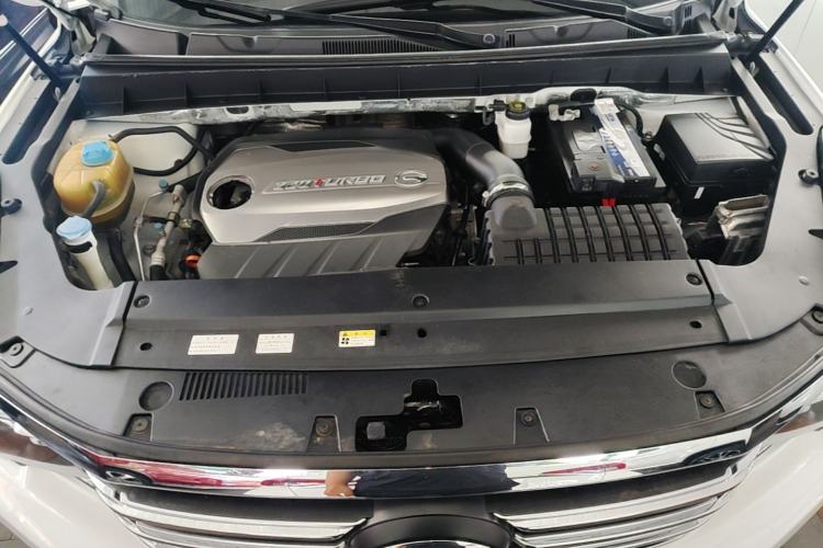 Used GAC Trumpchi GS8 2017 320T Two-Wheel Drive Luxury Smart Connectivity Version (7 Seats) Engine Bay