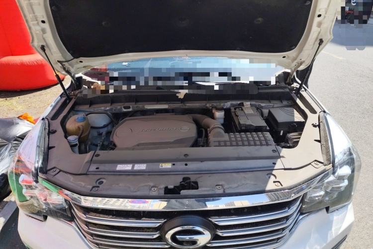 Used GAC Trumpchi GS8 2017 320T Two-Wheel Drive Luxury Smart Connectivity Version (7 Seats) Engine Bay