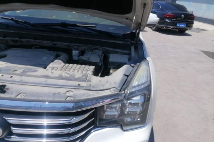 Used GAC Trumpchi GS8 2017 320T Two-Wheel Drive Luxury Smart Connectivity Version (7 Seats) Engine Bay Left