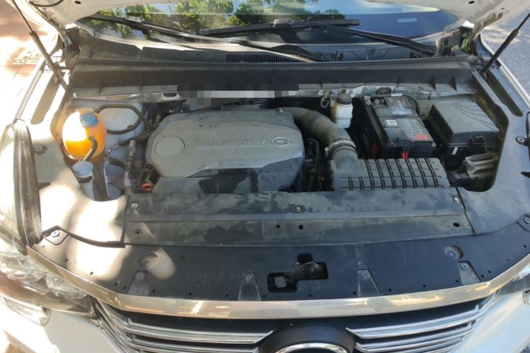 Used GAC Trumpchi GS8 2017 320T Two-Wheel Drive Luxury Smart Connectivity Version (7 Seats) Engine Bay