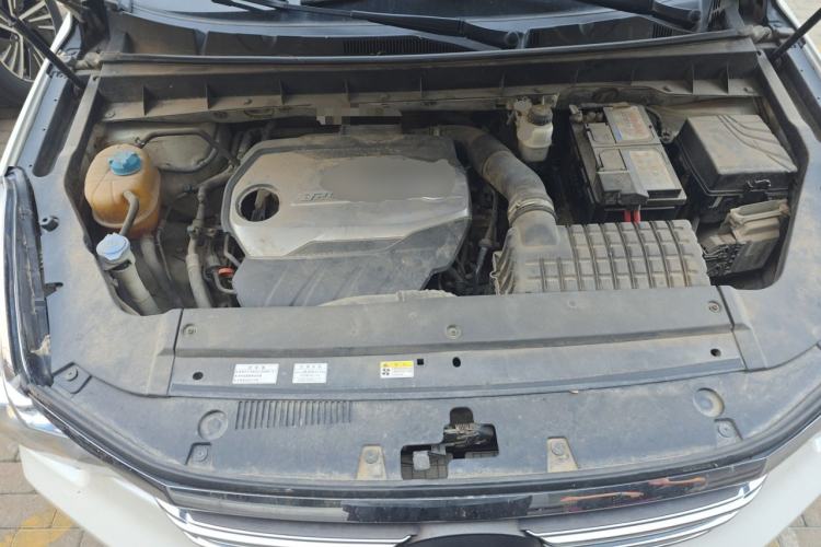 Used GAC Trumpchi GS8 2017 320T Two-Wheel Drive Luxury Smart Connectivity Version (7 Seats) Engine Bay