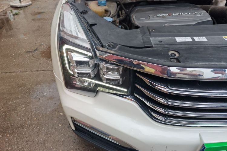 Used GAC Trumpchi GS8 2017 320T Four-Wheel Drive Luxury Smart Connectivity Version (7 Seats) Engine Bay Right