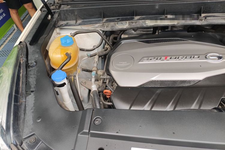 Used GAC Trumpchi GS8 2017 320T Two-Wheel Drive Luxury Smart Connectivity Version (7 Seats) Engine Bay Right
