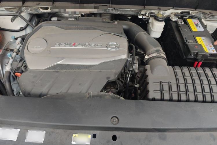 Used GAC Trumpchi GS8 2017 320T Two-Wheel Drive Luxury Smart Connectivity Version (7 Seats) Engine Bay