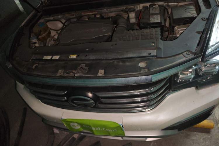 Used GAC Trumpchi GS8 2017 320T Two-Wheel Drive Prestige Version (7 Seats) Engine Bay