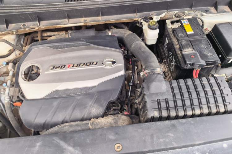 Used GAC Trumpchi GS8 2017 320T Two-Wheel Drive Luxury Smart Connectivity Version (7 Seats) Engine Bay