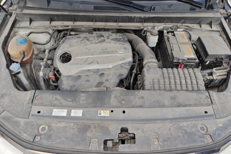 Used GAC Trumpchi GS8 2017 320T Two-Wheel Drive Luxury Smart Connectivity Version (7 Seats) Engine Bay