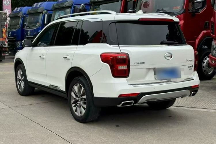 Used GAC Trumpchi GS8 2017 320T Two-Wheel Drive Luxury Smart Connectivity Version (7 Seats) Exterior 1