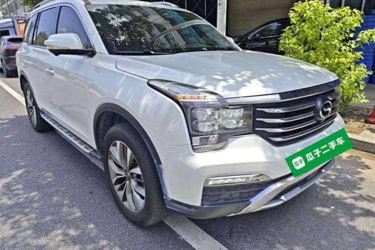 Used GAC Trumpchi GS8 2017 320T Two-Wheel Drive Luxury Smart Connectivity Version (7 Seats) Exterior 1