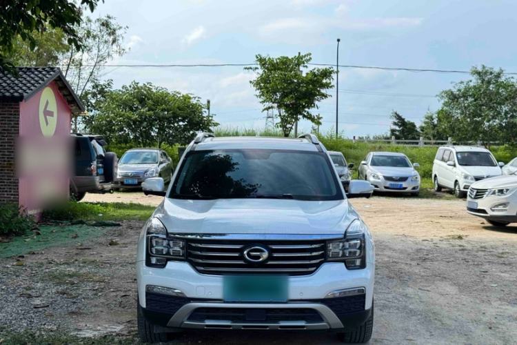 Used GAC Trumpchi GS8 2017 320T Two-Wheel Drive Luxury Smart Connectivity Version (7 Seats) Exterior 2