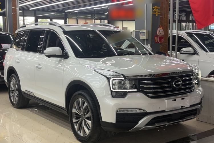 Used GAC Trumpchi GS8 2017 320T Two-Wheel Drive Luxury Smart Connectivity Version (7 Seats) Exterior 2