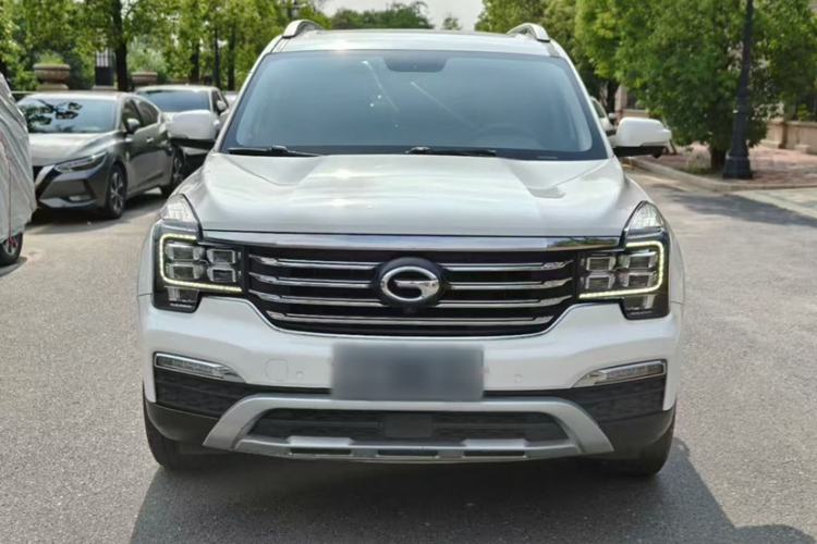 Used GAC Trumpchi GS8 2017 320T Two-Wheel Drive Luxury Smart Connectivity Version (7 Seats) Exterior 3