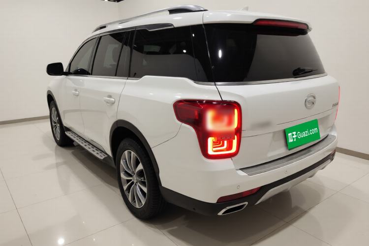 Used GAC Trumpchi GS8 2017 320T Two-Wheel Drive Luxury Smart Connectivity Version (7 Seats) Exterior 3