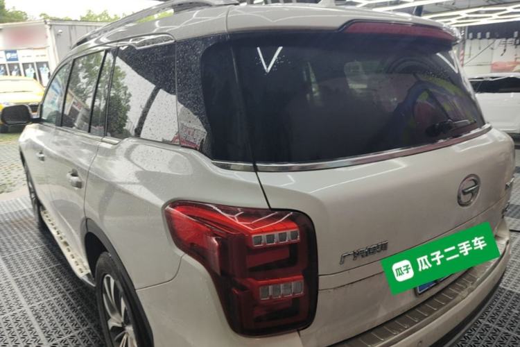 Used GAC Trumpchi GS8 2017 320T Two-Wheel Drive Luxury Smart Connectivity Version (7 Seats) Exterior 3