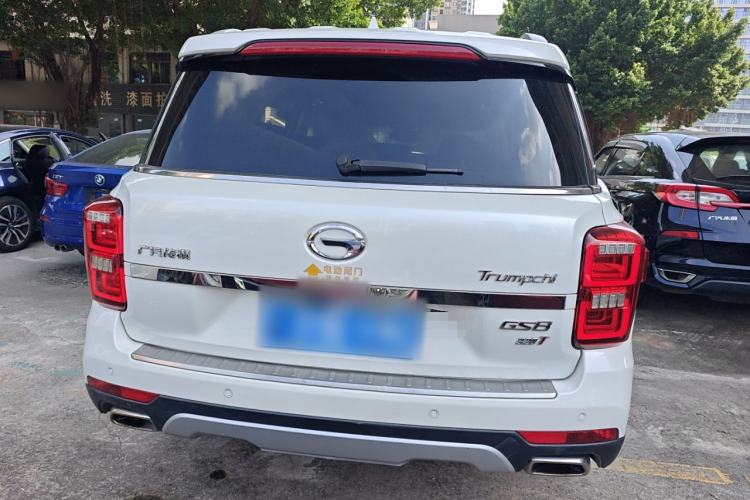Used GAC Trumpchi GS8 2017 320T Two-Wheel Drive Luxury Smart Connectivity Version (7 Seats) Exterior 4