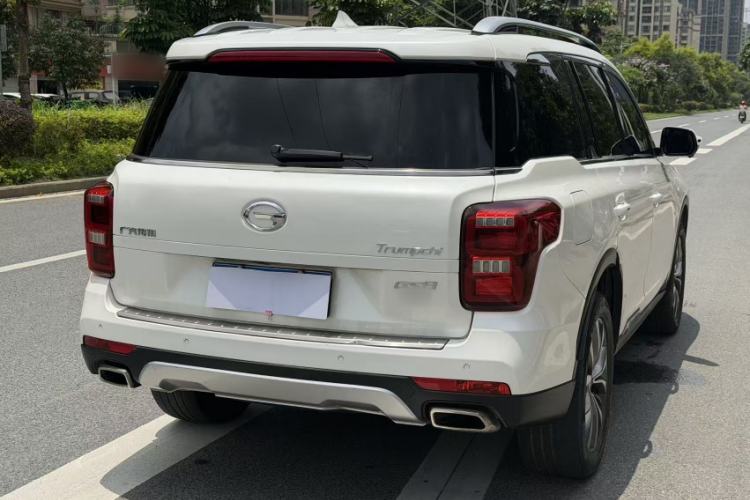 Used GAC Trumpchi GS8 2017 320T Two-Wheel Drive Luxury Smart Connectivity Version (7 Seats) Exterior 4