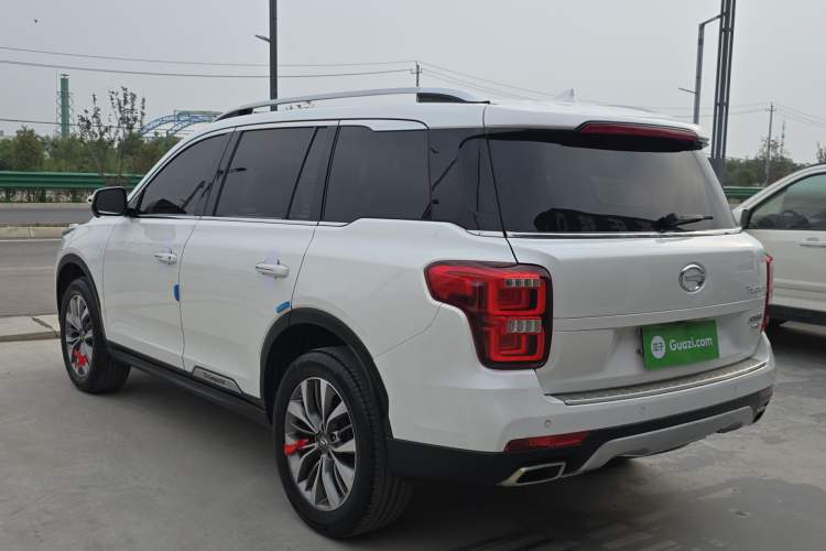 Used GAC Trumpchi GS8 2017 320T Two-Wheel Drive Luxury Smart Connectivity Version (7 Seats) Exterior 5