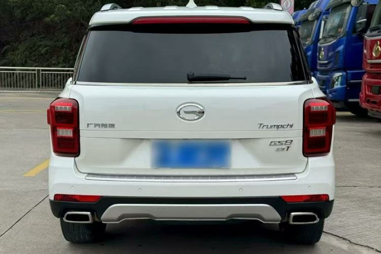 Used GAC Trumpchi GS8 2017 320T Two-Wheel Drive Luxury Smart Connectivity Version (7 Seats) Exterior 5