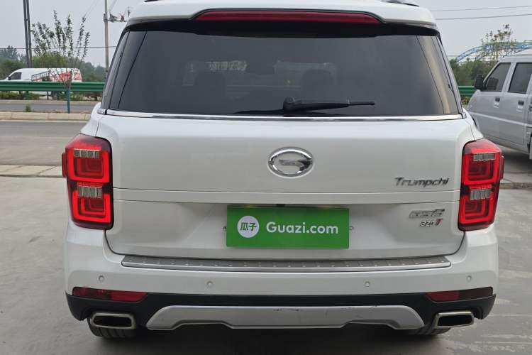 Used GAC Trumpchi GS8 2017 320T Two-Wheel Drive Luxury Smart Connectivity Version (7 Seats) Exterior 6