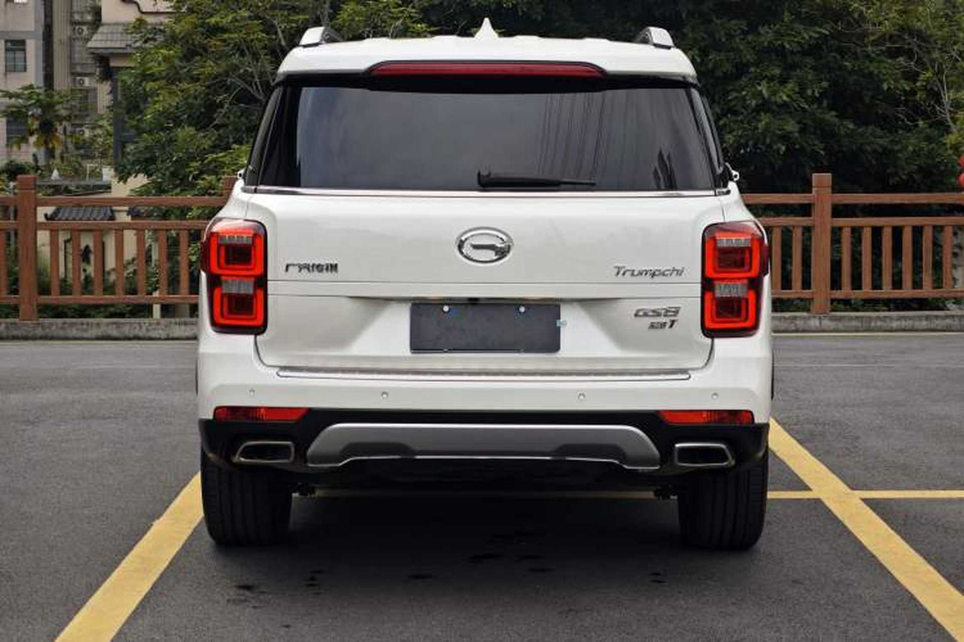 Used GAC Trumpchi GS8 2017 320T Two-Wheel Drive Luxury Smart Connectivity Version (7 Seats) Exterior 7