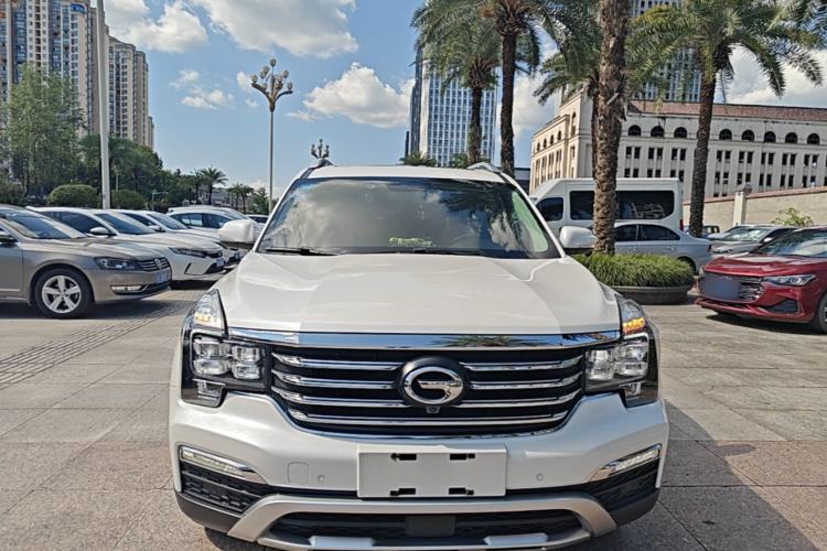 Used GAC Trumpchi GS8 2017 320T Two-Wheel Drive Luxury Smart Connectivity Version (7 Seats) Front