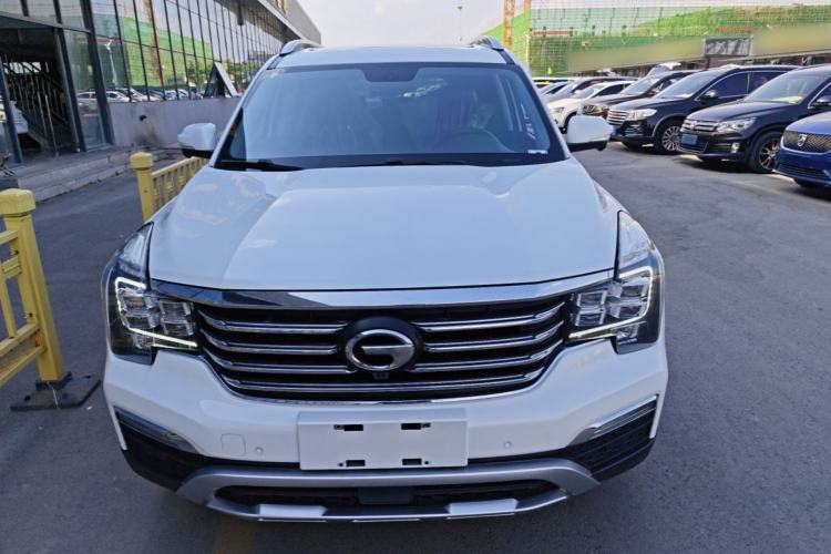 Used GAC Trumpchi GS8 2017 320T Two-Wheel Drive Luxury Smart Connectivity Version (7 Seats) Front